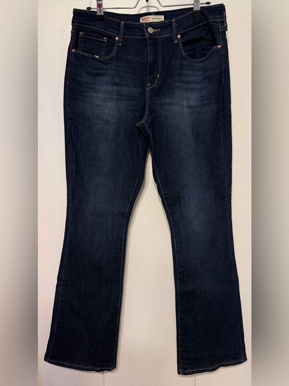 Signature by Levi Strauss Dark Wash Mid-Rise Bootcut Jeans Size 10